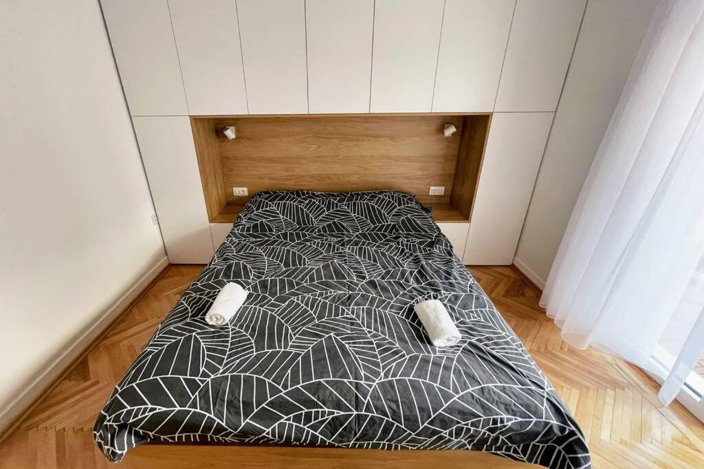 Millennium Bridge Cozy Apartment Top Location بودغوريتْسا المظهر الخارجي الصورة