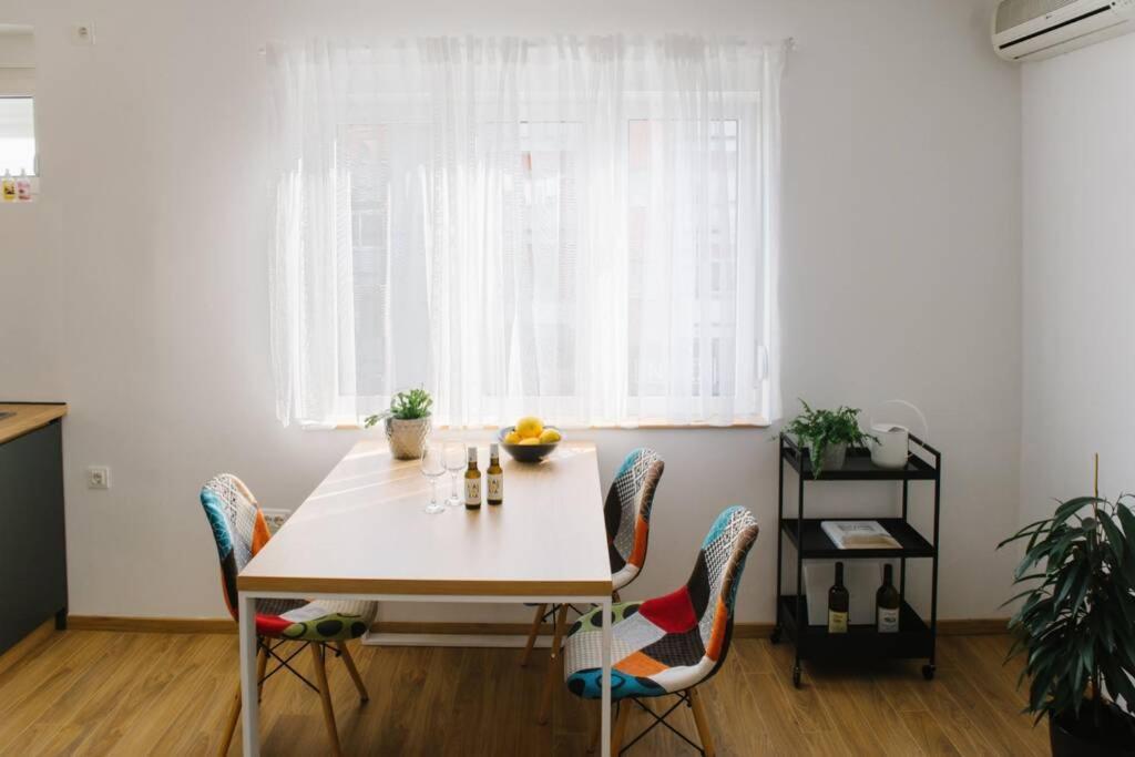 Millennium Bridge Cozy Apartment Top Location بودغوريتْسا المظهر الخارجي الصورة